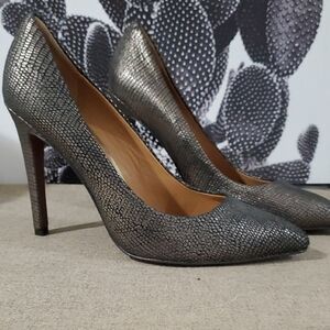 Coach Silver Black Stiletto Pumps with Metallic Finish Mobwife Heels